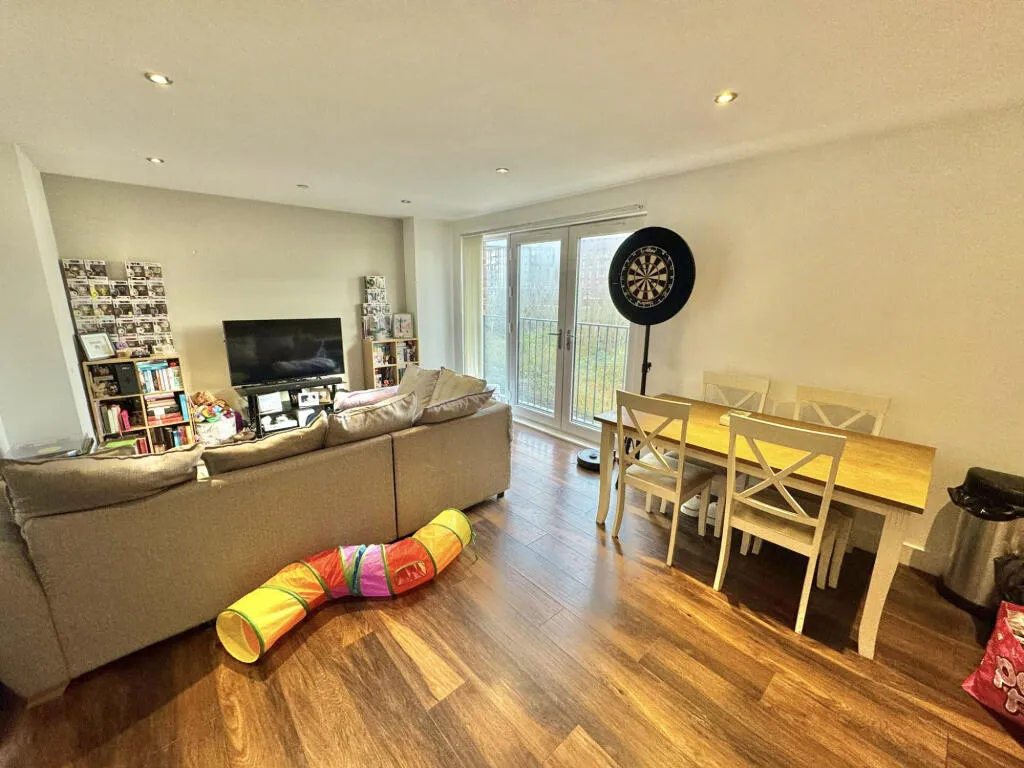 Rivergate House, Wilburn Basin, M5, photo 2