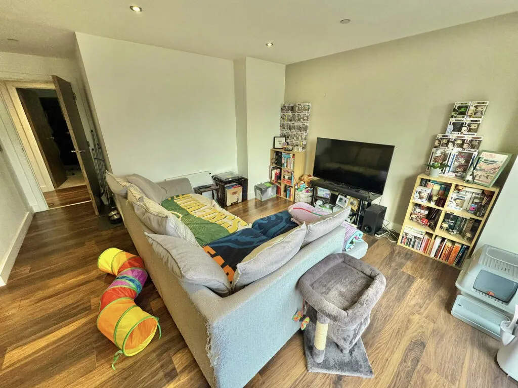 Rivergate House, Wilburn Basin, M5, photo 5