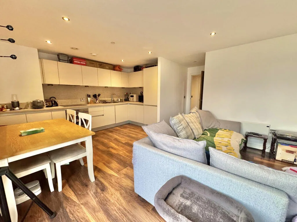 Rivergate House, Wilburn Basin, M5, photo 8