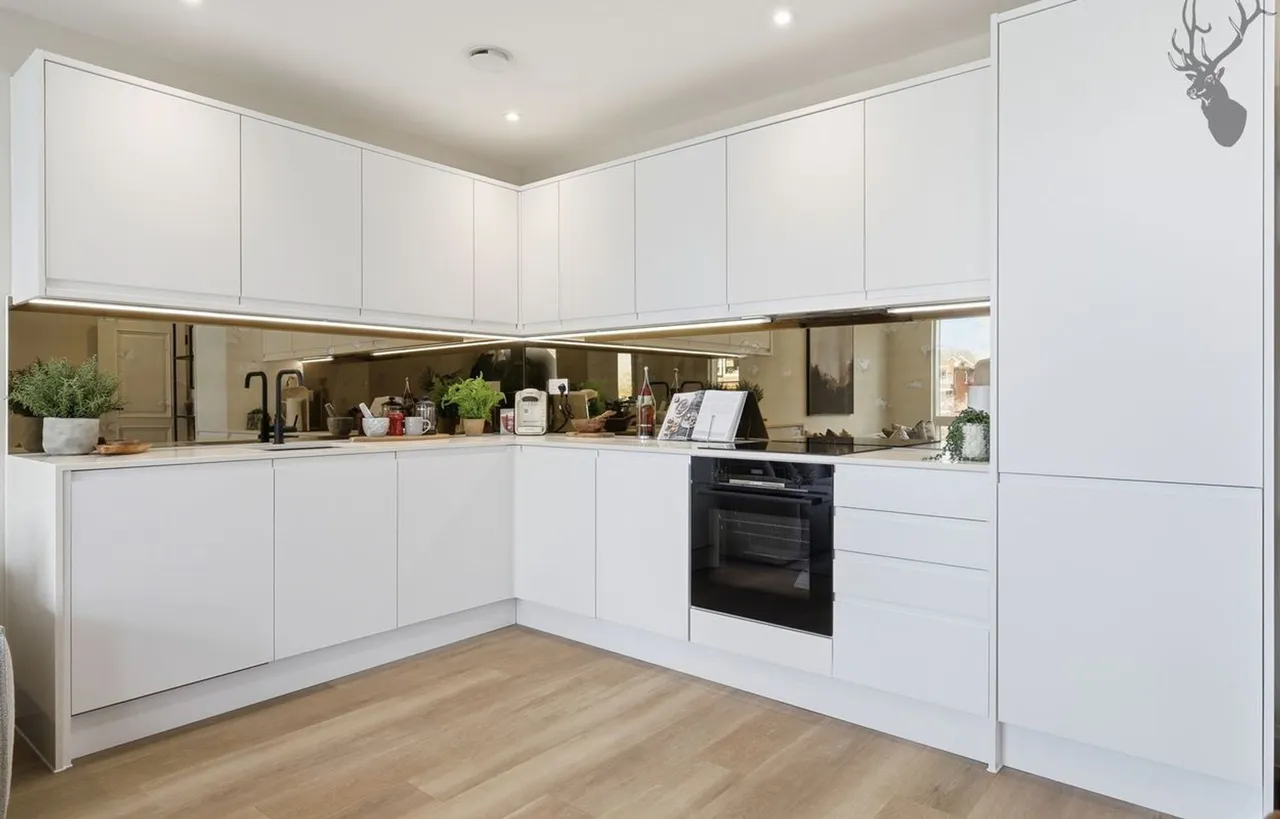 High Road, Chigwell, IG7, photo 4