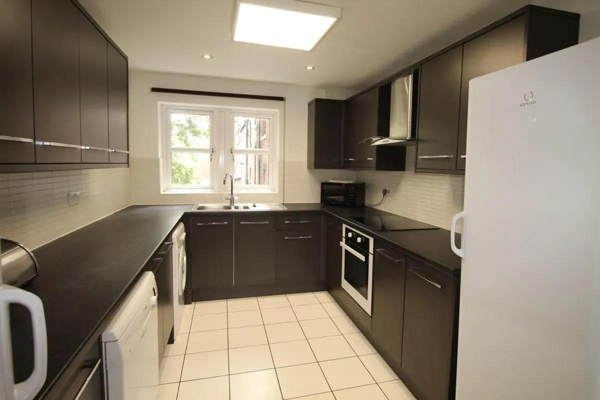4 bed flat to rent, Bath Terrace, London, SE1