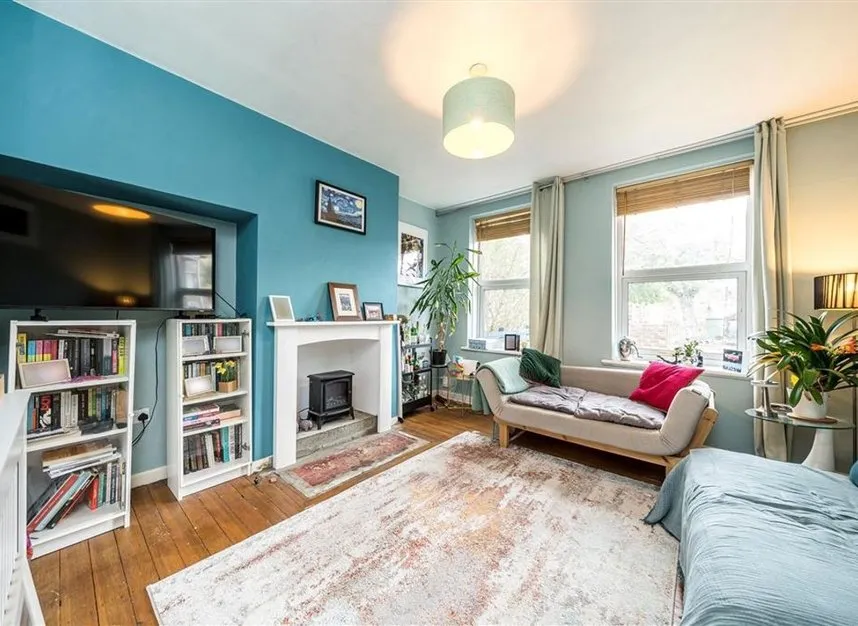 Inigo Jones Road, Charlton, SE7, photo 2