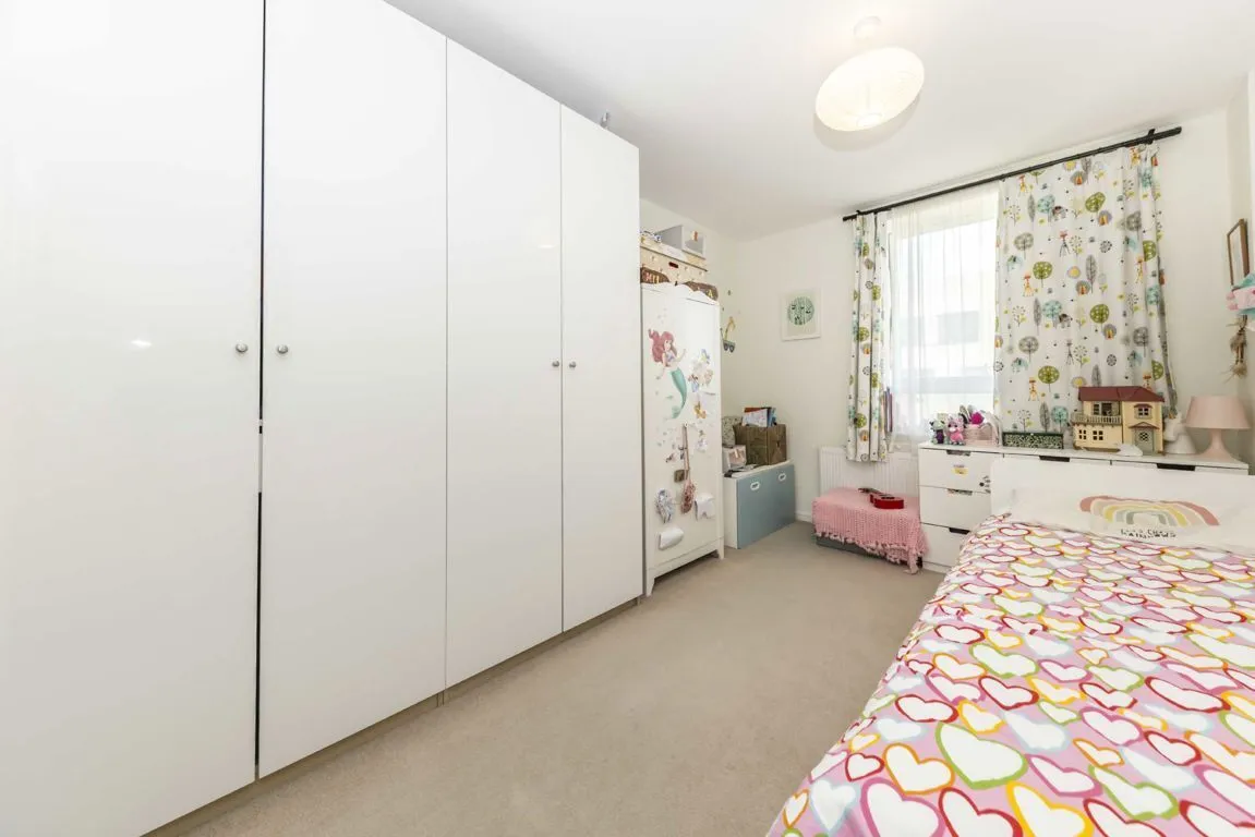 Stanley Road, W3, photo 5