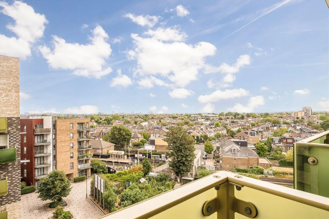 Stanley Road, W3, photo 7