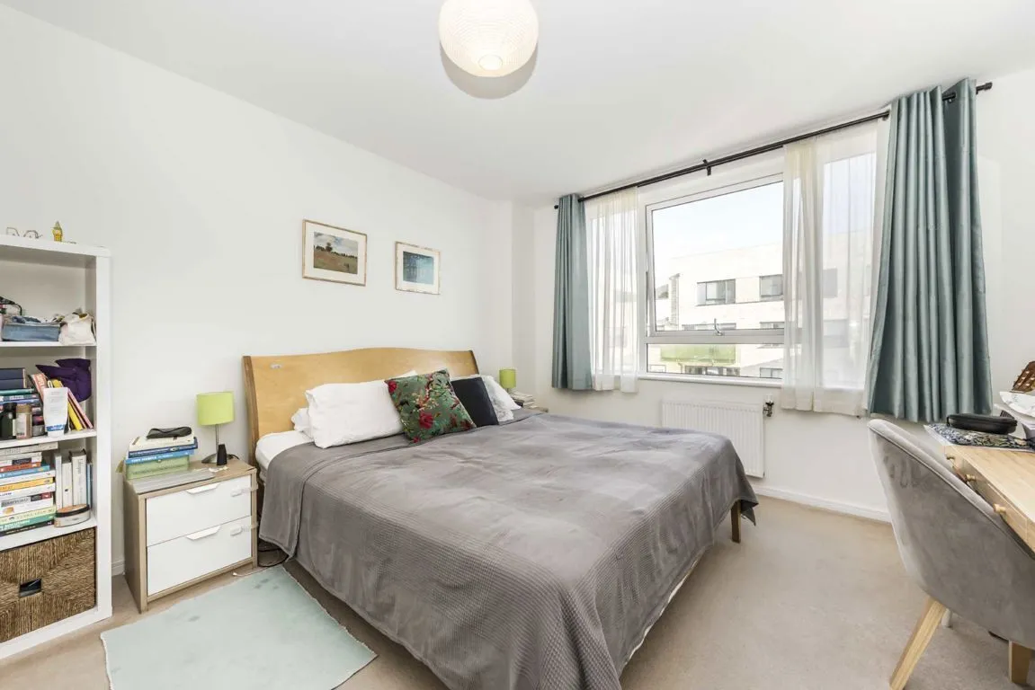 Stanley Road, W3, photo 4