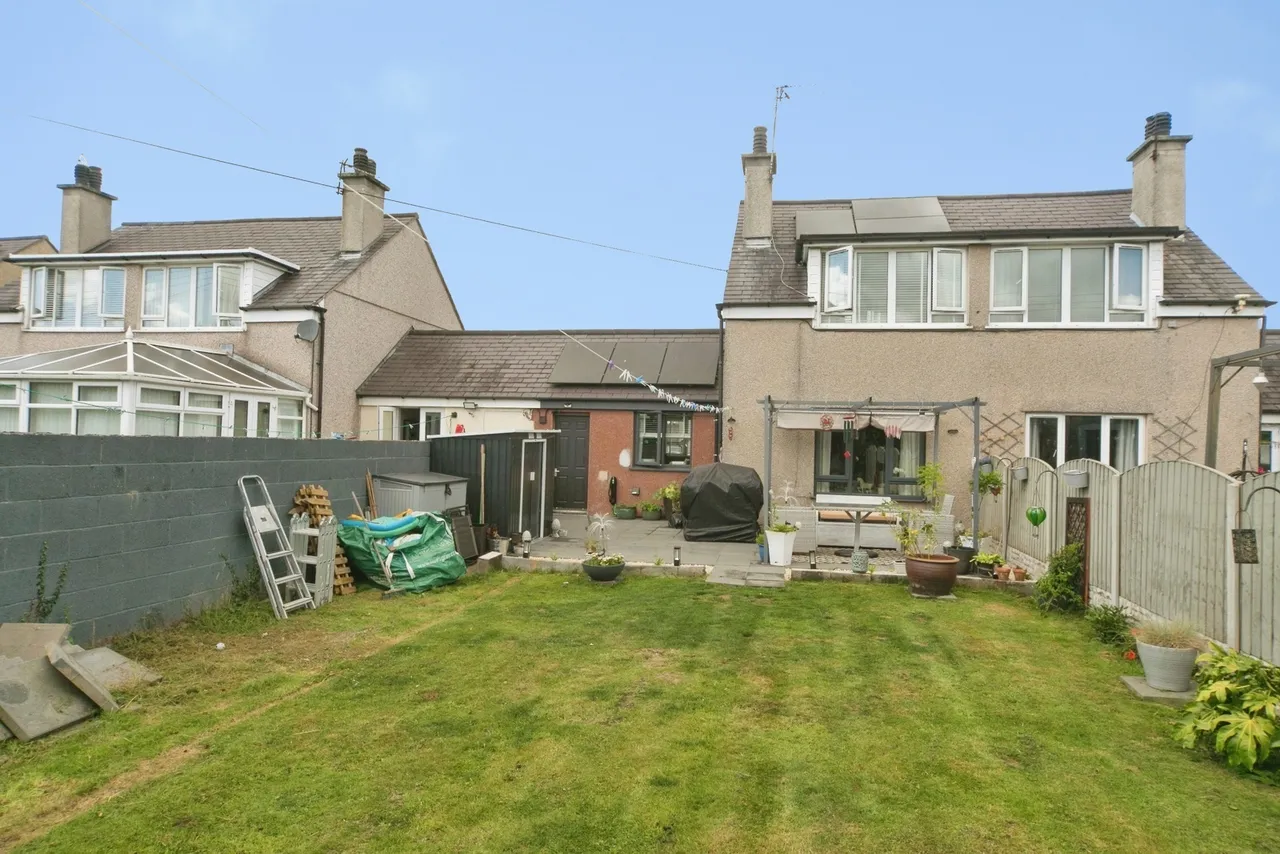 Maes Merddyn, Gaerwen, LL60, photo 18