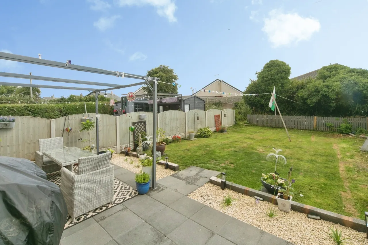 Maes Merddyn, Gaerwen, LL60, photo 6
