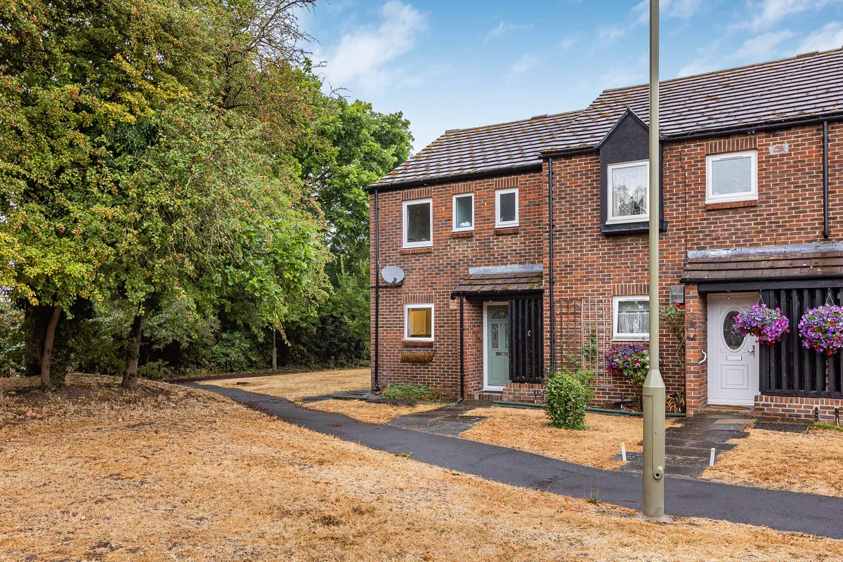 3 bed property for sale, St. Johns Close, Didcot
