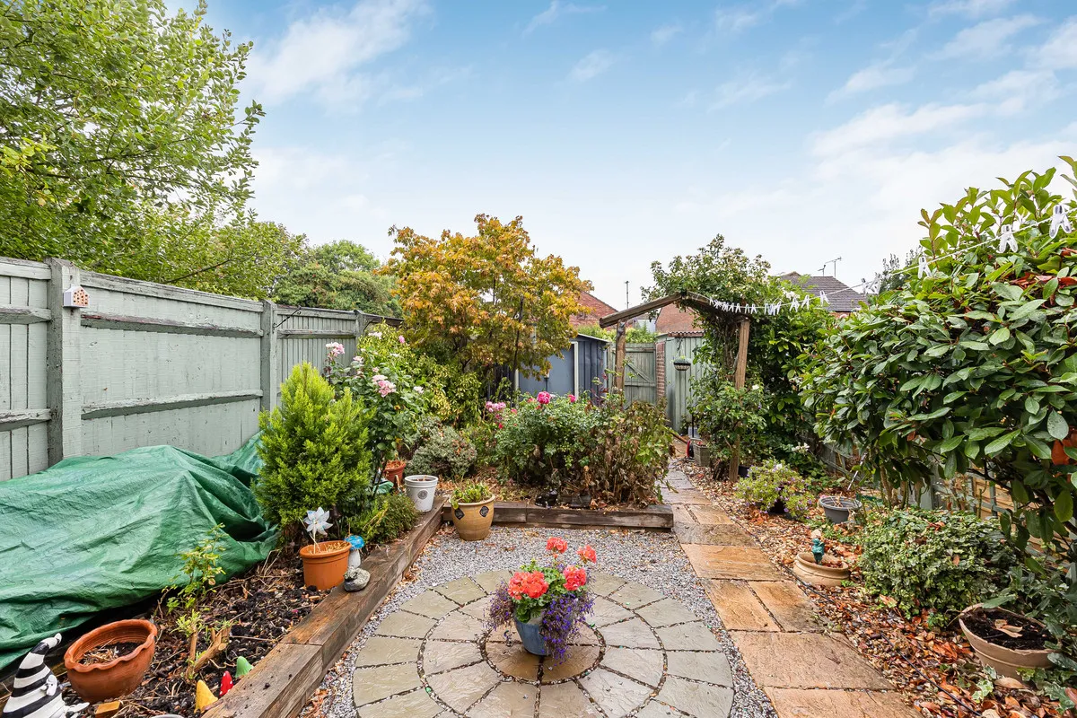 St. Johns Close, Didcot, photo 6