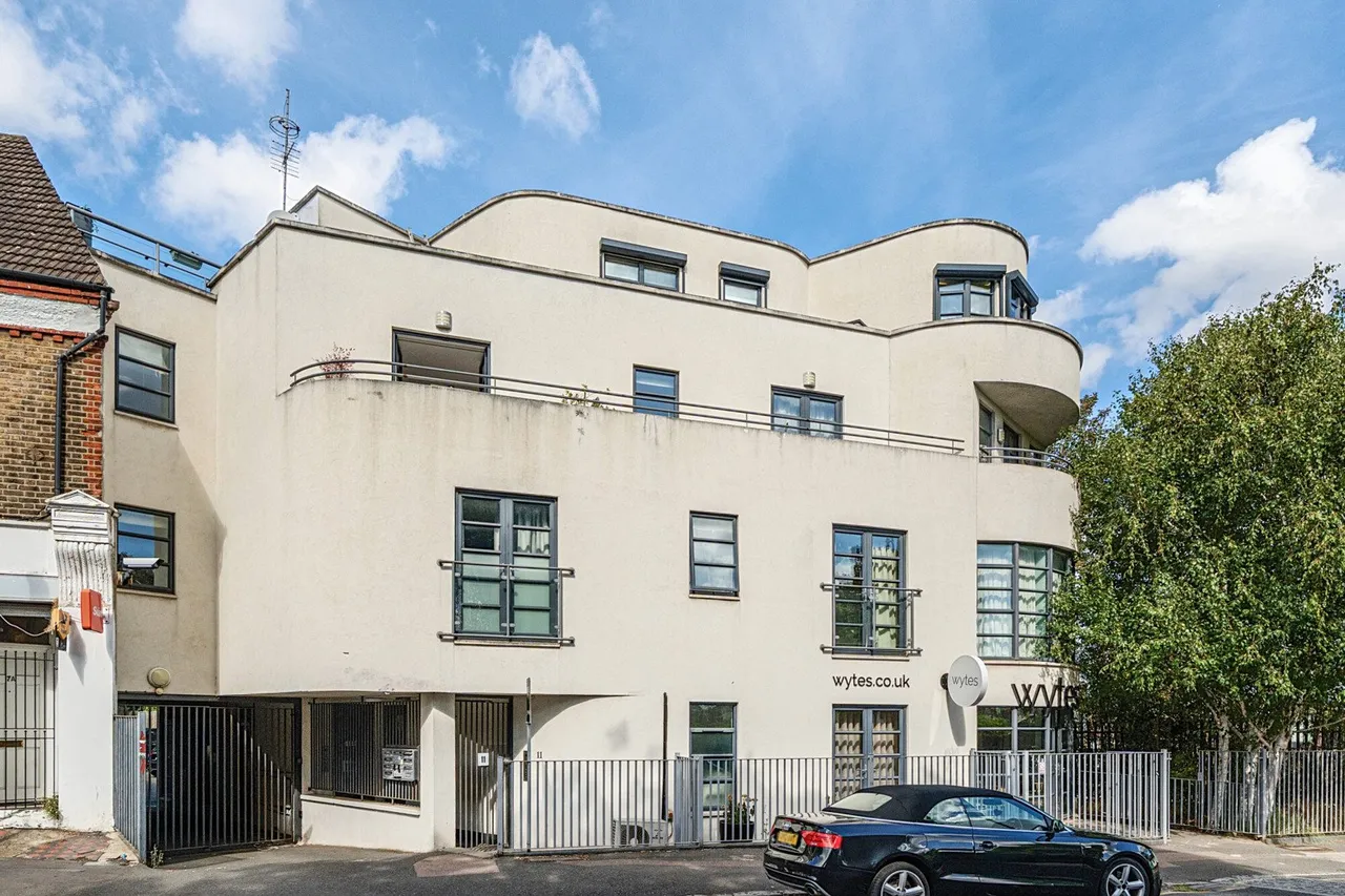 Station Crescent, SE3, photo 6