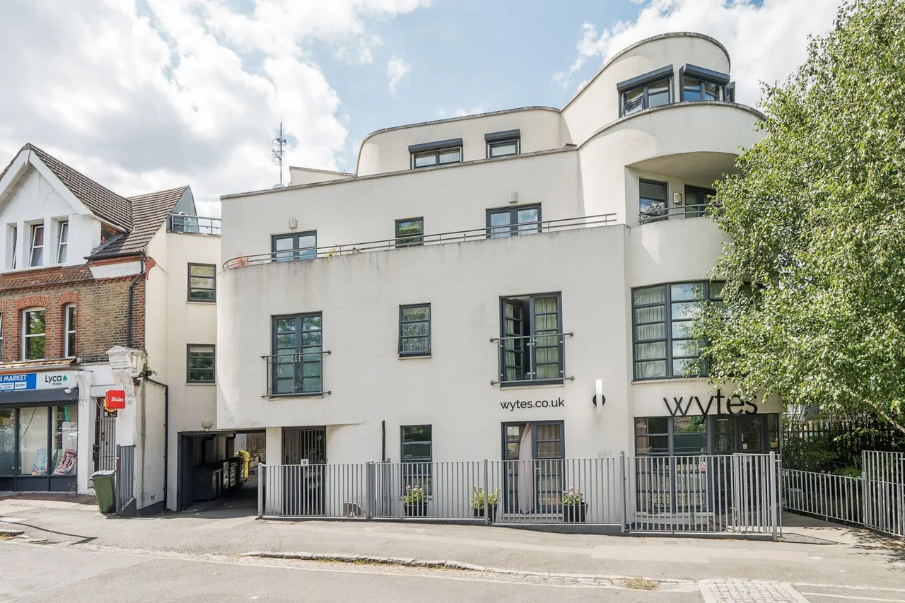 Station Crescent, SE3, photo 12