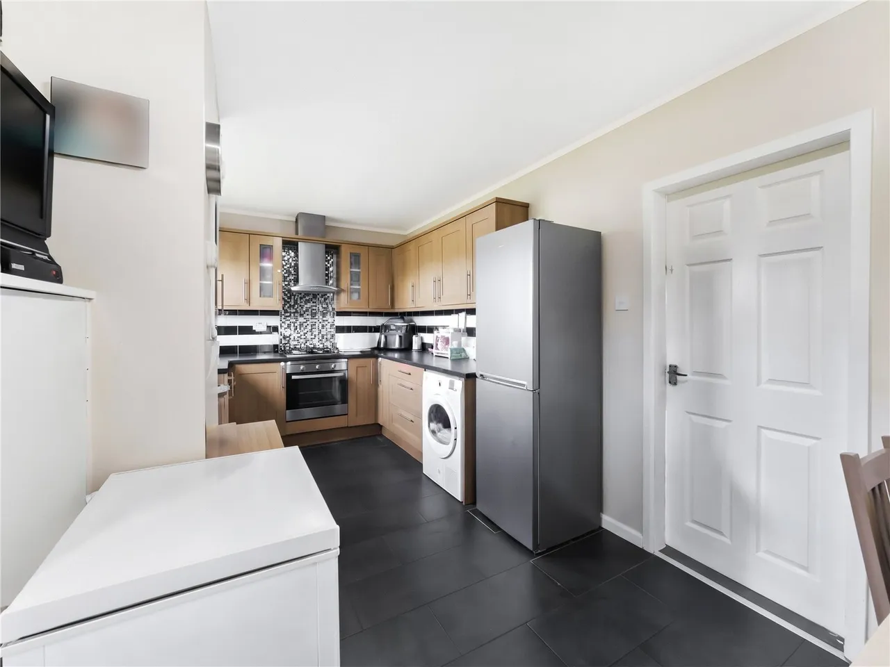 Ashburn Loan, Larkhall, ML9, photo 8