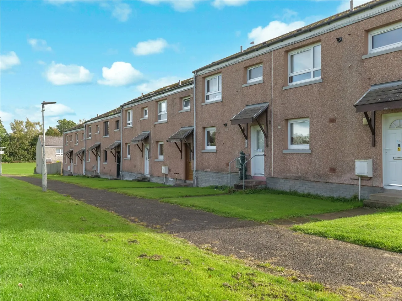 Ashburn Loan, Larkhall, ML9, photo 20
