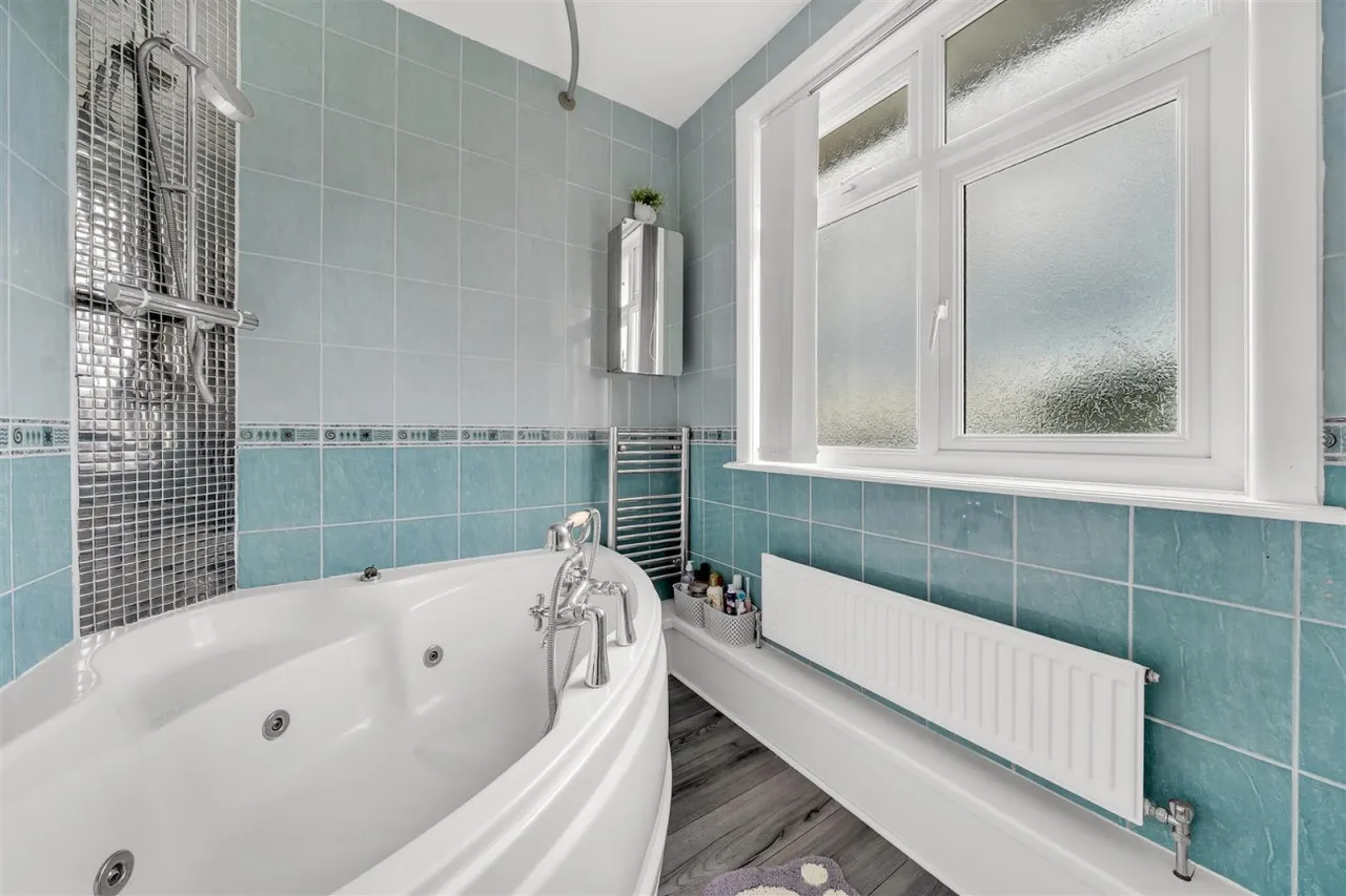 South Road, Swanage, BH19, photo 12
