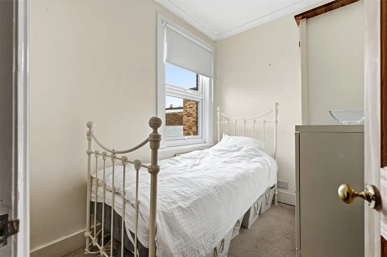 Walpole Crescent, Teddington, TW11 8PH, photo 8