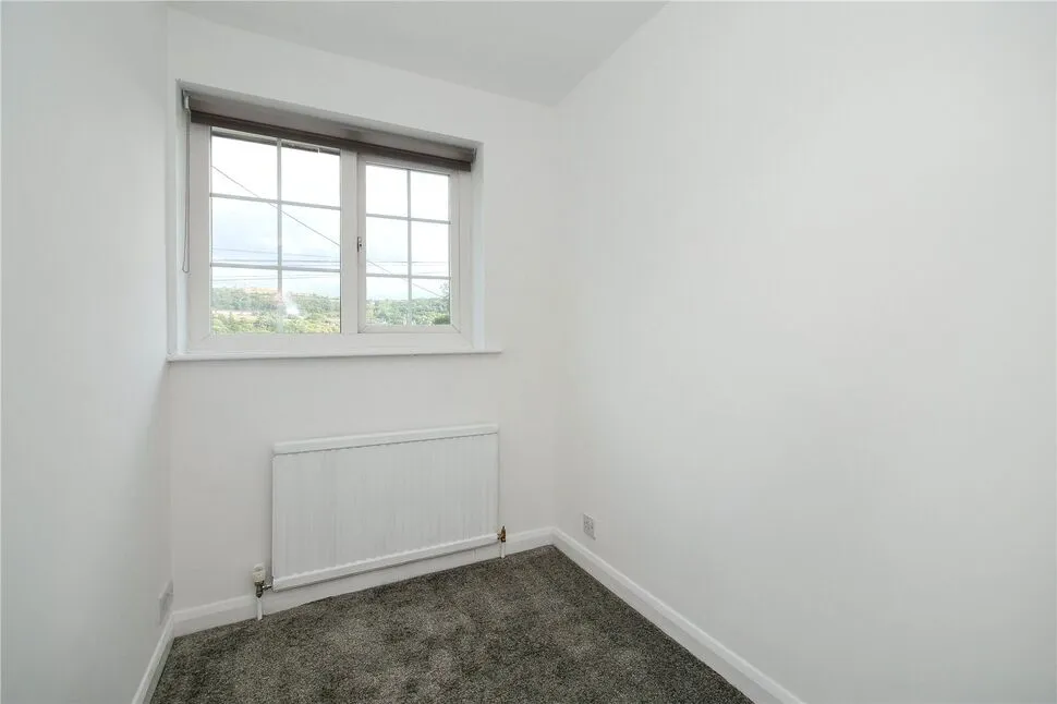 Cliffe Lane South, Baildon, West Yorkshire, BD17, photo 10