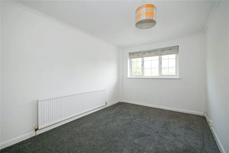 Cliffe Lane South, Baildon, West Yorkshire, BD17, photo 6