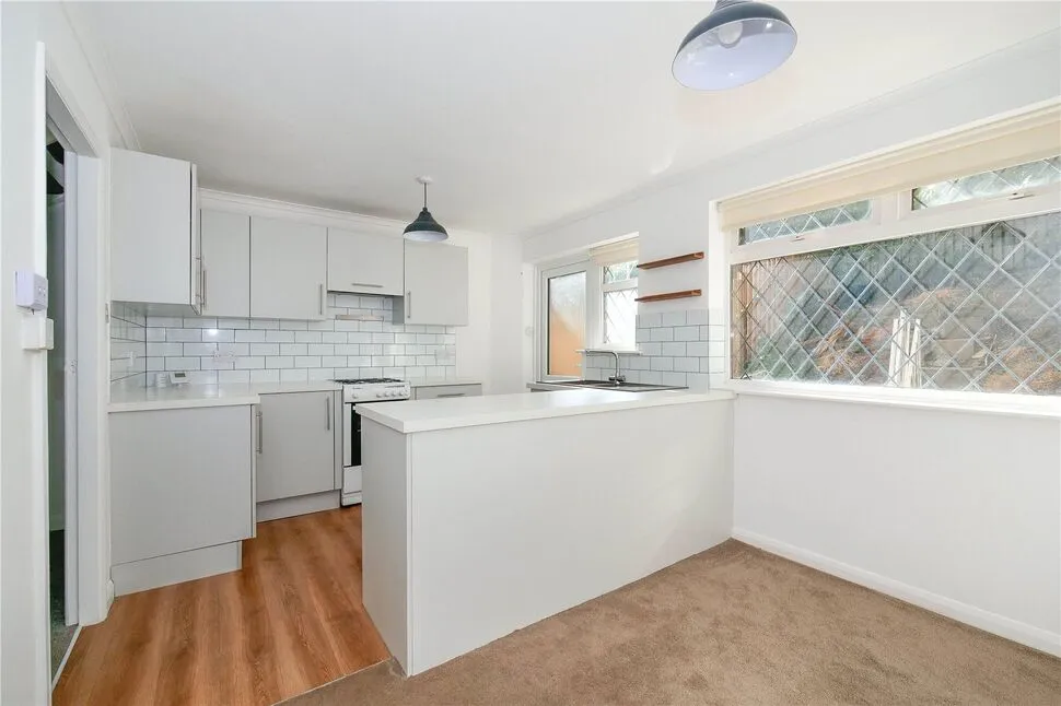 Cliffe Lane South, Baildon, West Yorkshire, BD17, photo 5