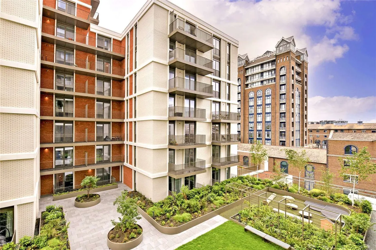 York Place, London, SW11, photo 11