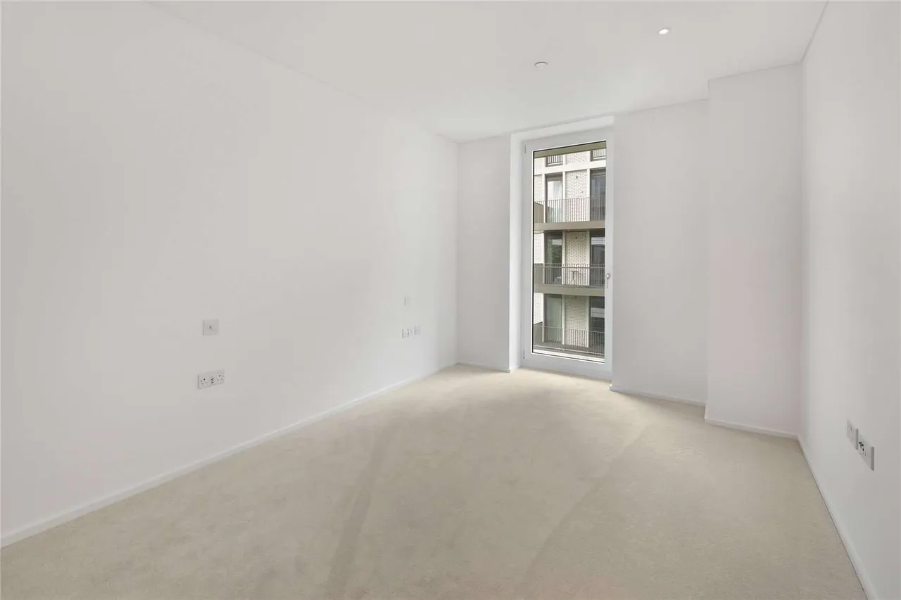 York Place, London, SW11, photo 7