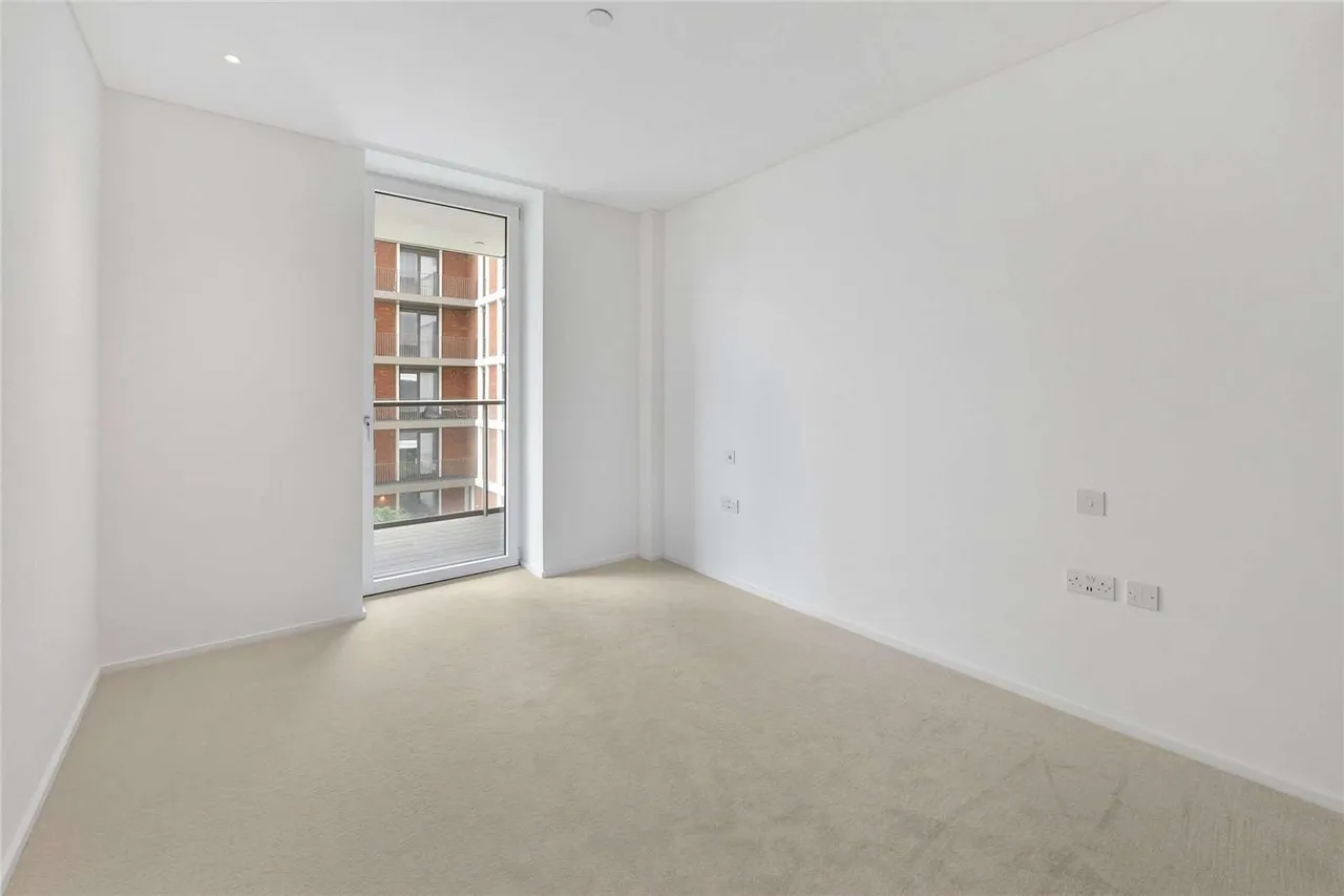 York Place, London, SW11, photo 10