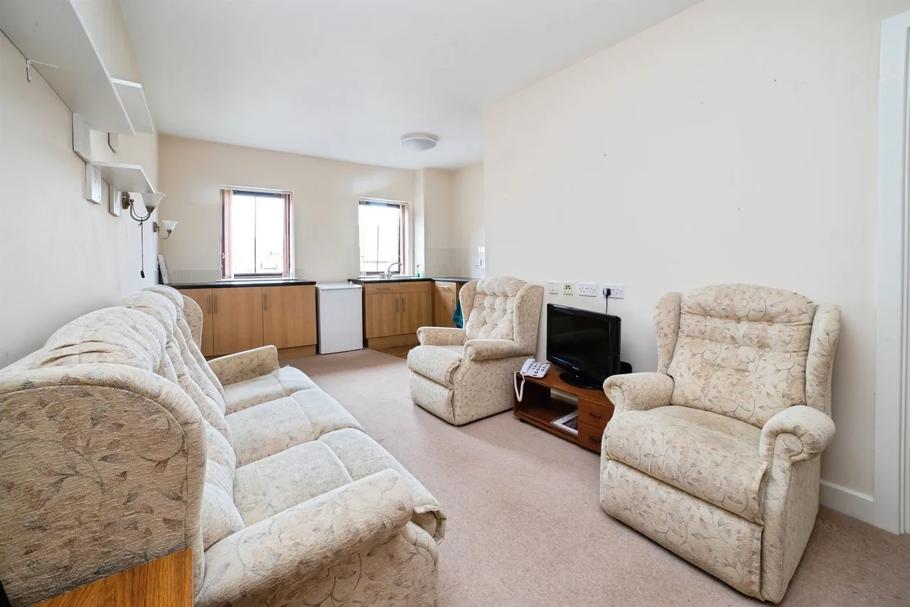 Springwood Gardens, Belper, DE56, photo 8