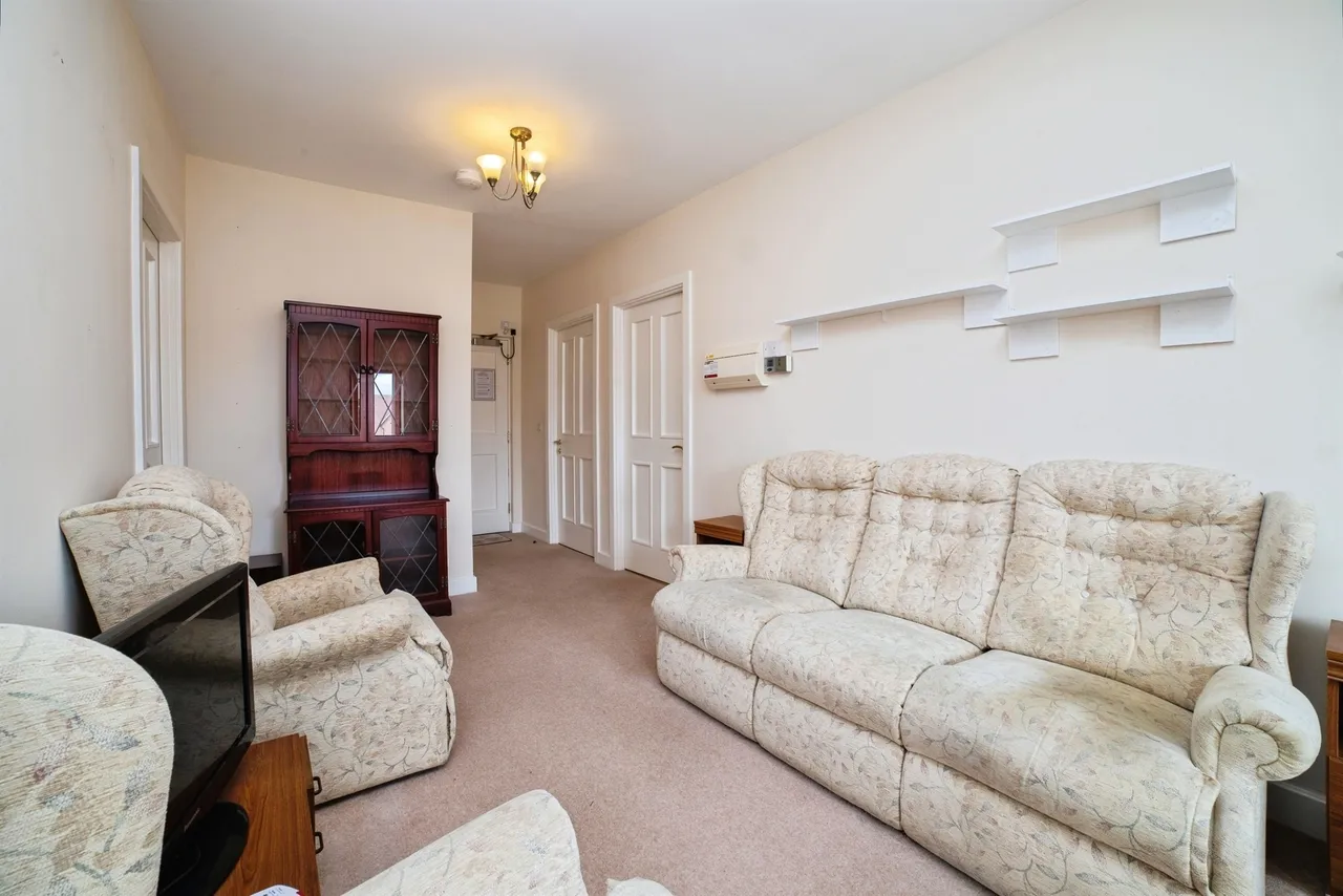 Springwood Gardens, Belper, DE56, photo 6