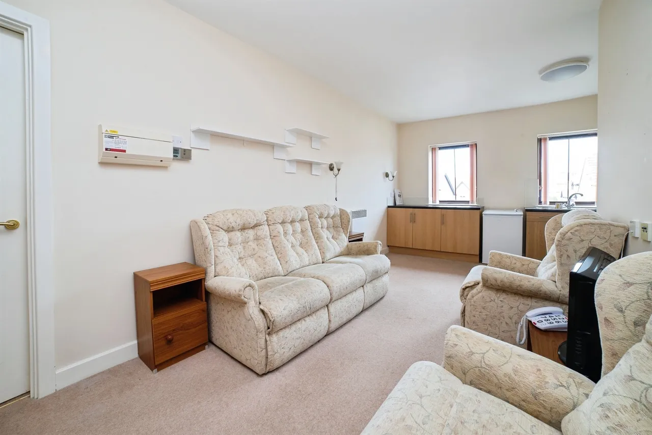 Springwood Gardens, Belper, DE56, photo 5