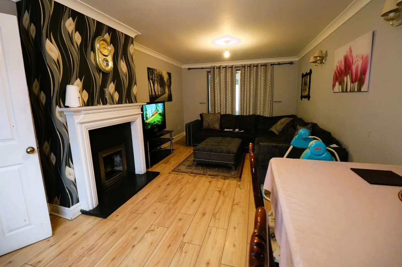 Manor Close, South Ockendon, Essex, RM15 4EL, photo 3