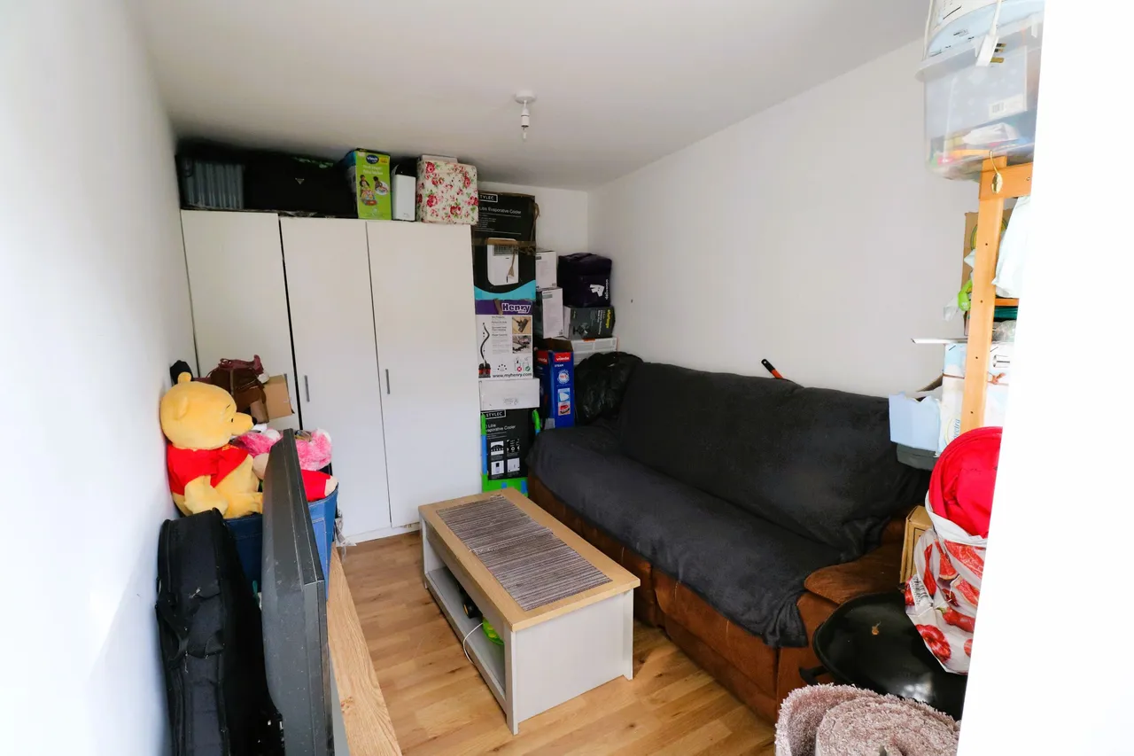 Manor Close, South Ockendon, Essex, RM15 4EL, photo 14