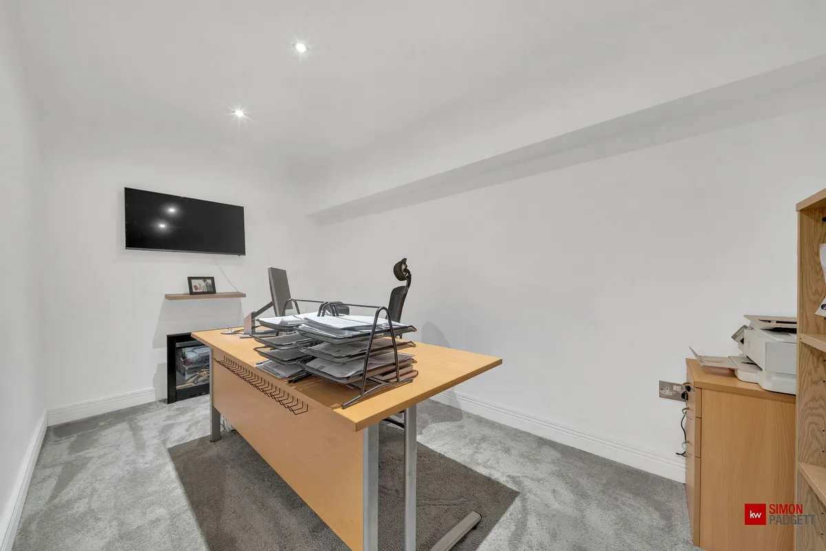 Diamond Drive, Colne, BB8, photo 31