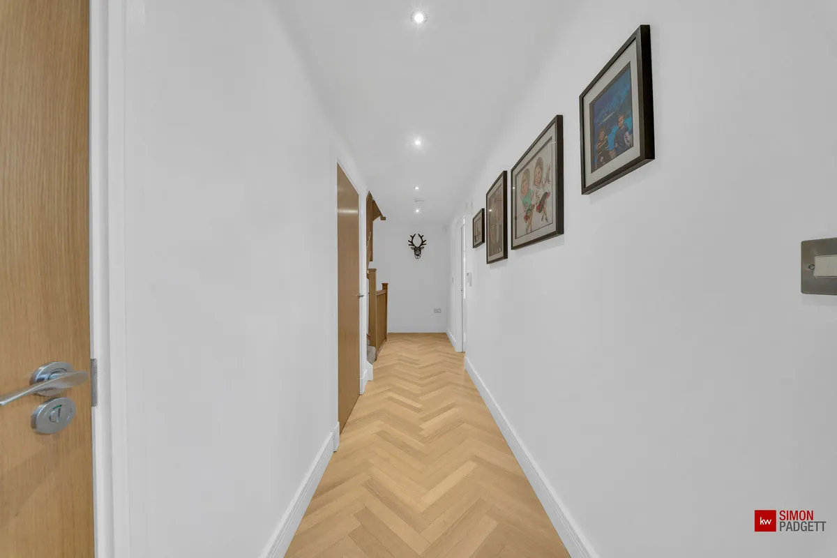 Diamond Drive, Colne, BB8, photo 11