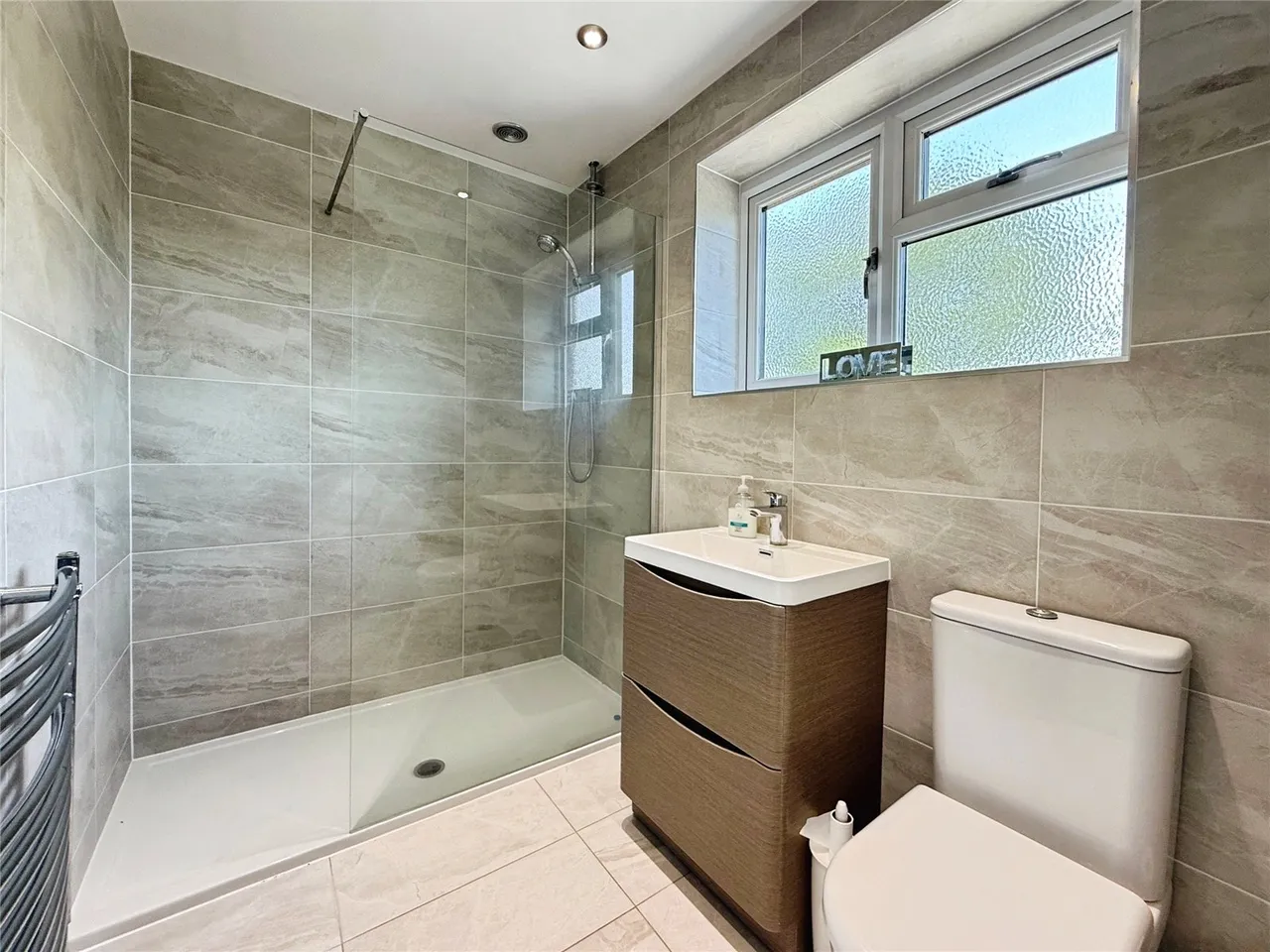 Watchetts Drive, Camberley, Surrey, GU15 2PF, photo 6