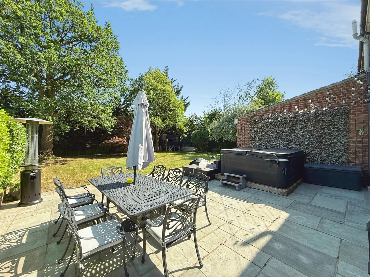Watchetts Drive, Camberley, Surrey, GU15 2PF, photo 4