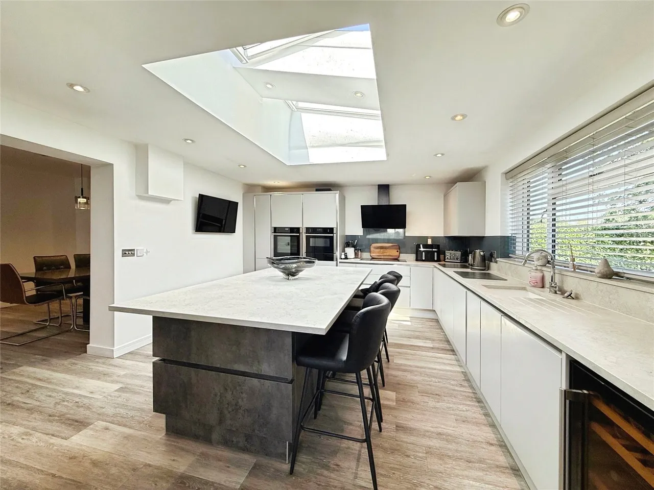 Watchetts Drive, Camberley, Surrey, GU15 2PF, photo 27