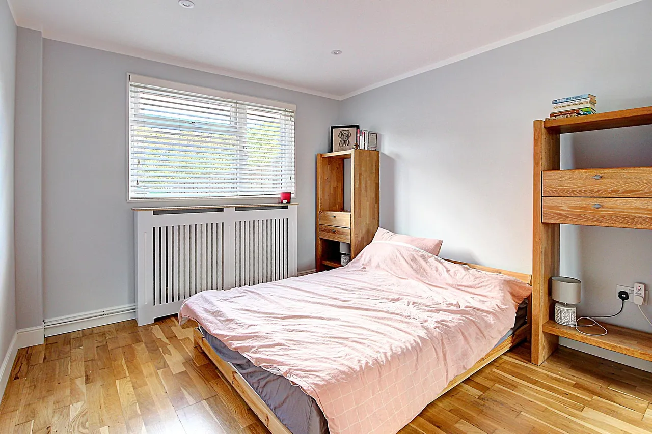 Ascension Close, Basingstoke, RG24, photo 6