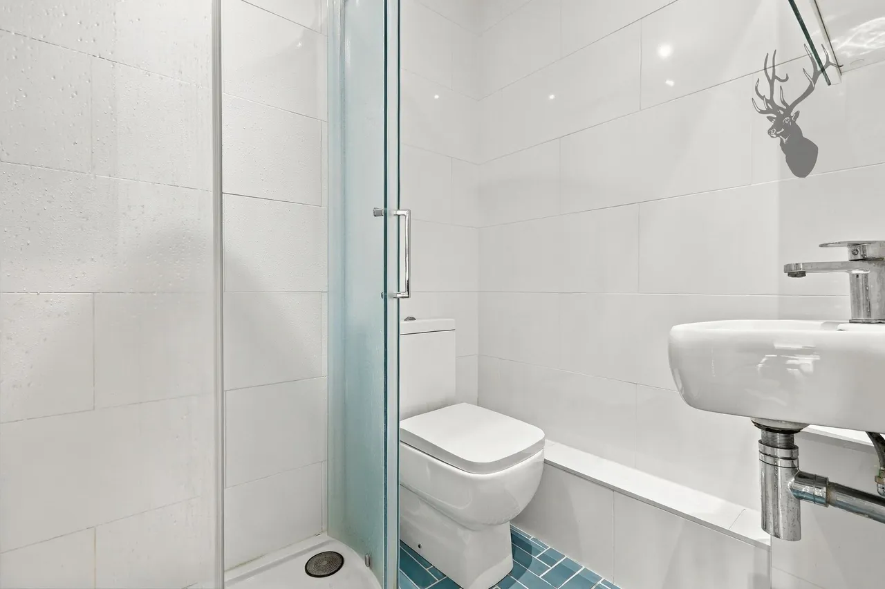 Coppice Row, Theydon Bois, CM16, photo 21