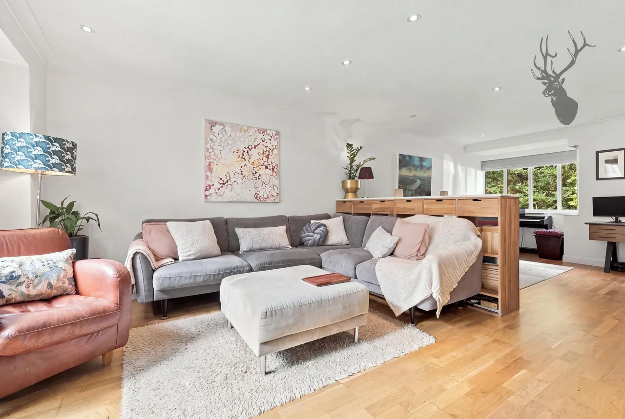 Coppice Row, Theydon Bois, CM16, photo 6