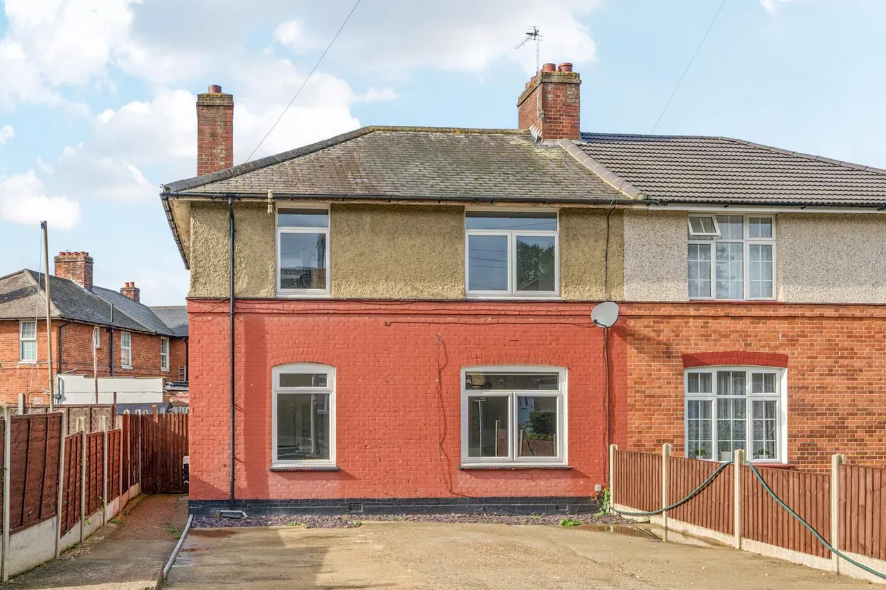 3 bed house for sale, Mayerne Road, SE9
