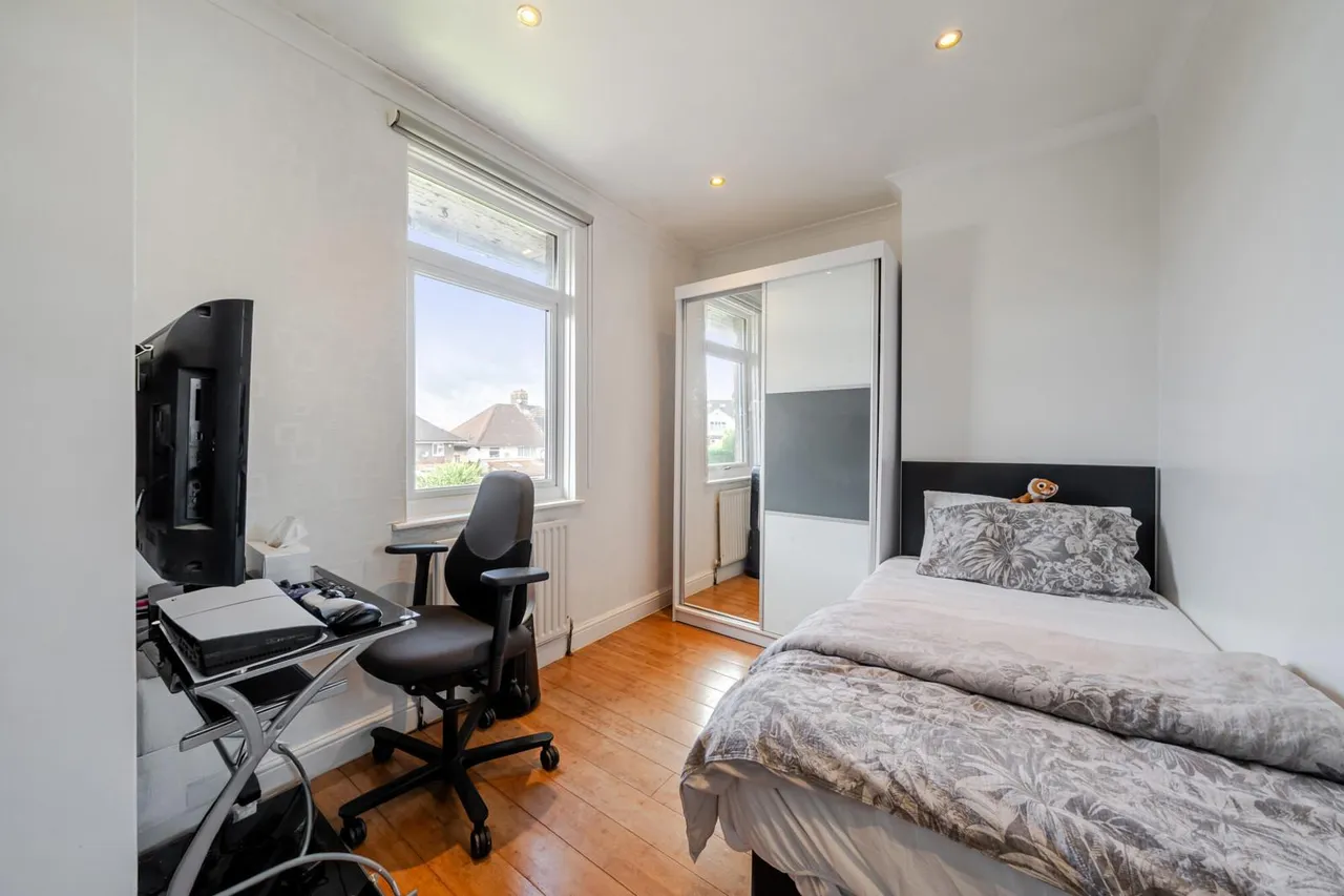 Mayerne Road, SE9, photo 7
