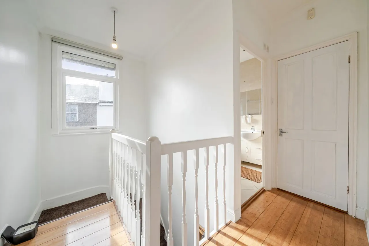Mayerne Road, SE9, photo 19