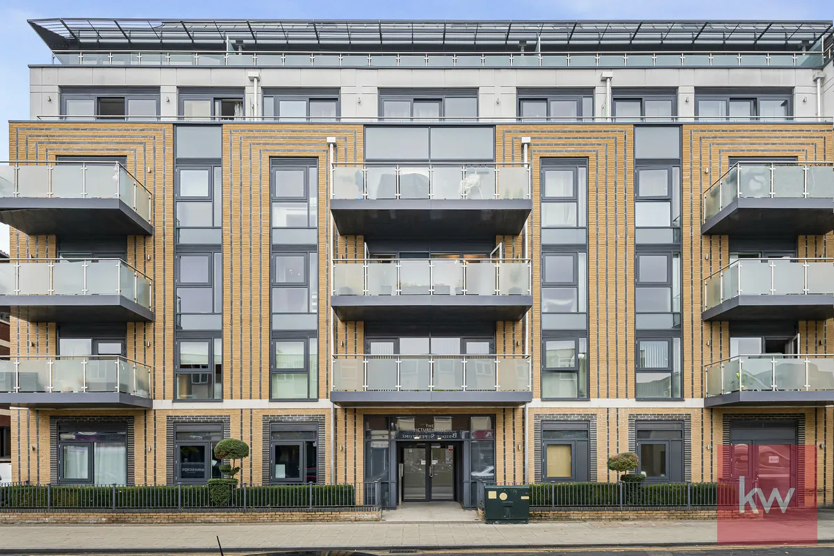 2 bed flat for sale, Maidenhead, SL6
