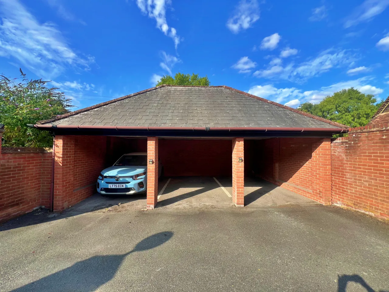 Kingsmead Road, High Wycombe, HP11, photo 11