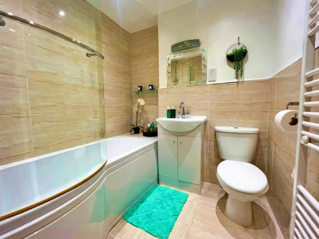 Kingsmead Road, High Wycombe, HP11, photo 4