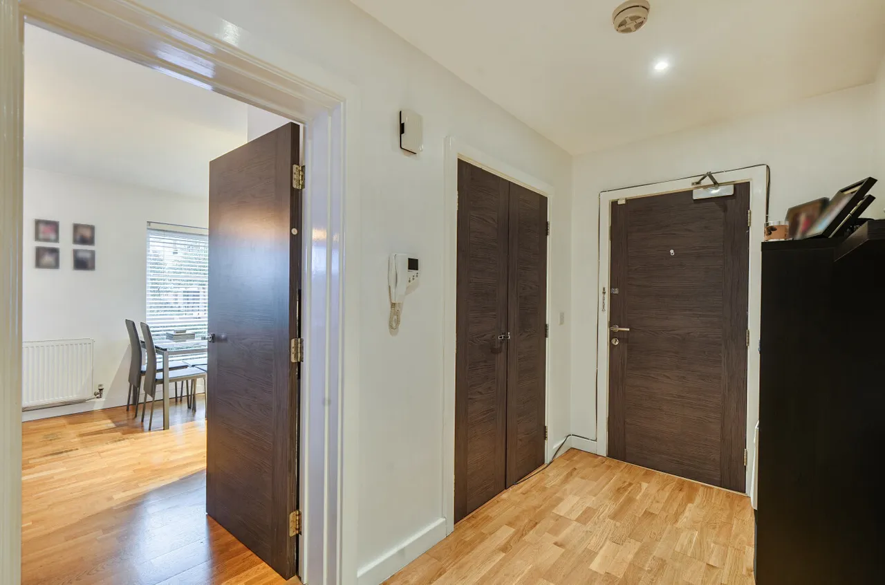 Kennett Lane, Chertsey, KT16, photo 14
