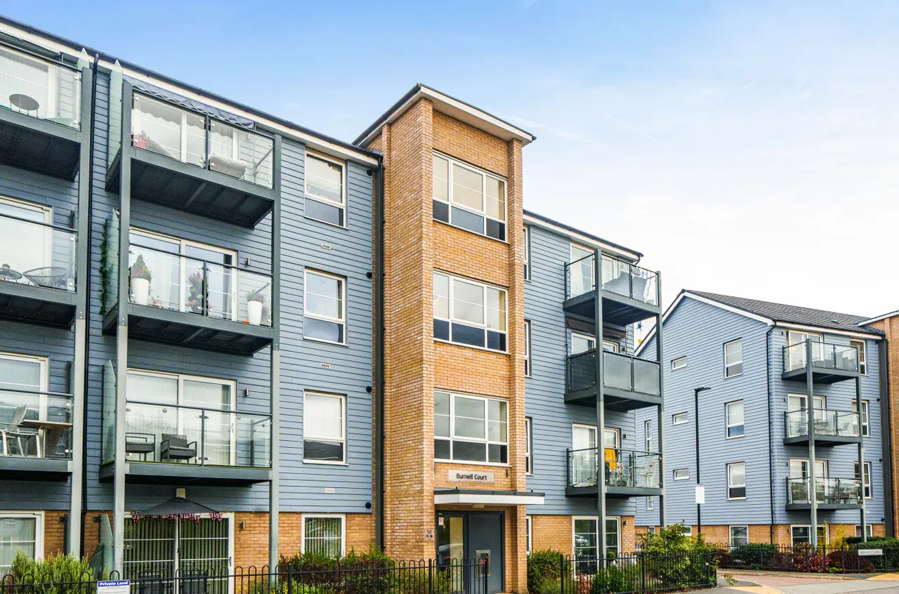 1 bed flat for sale, Kennett Lane, Chertsey, KT16