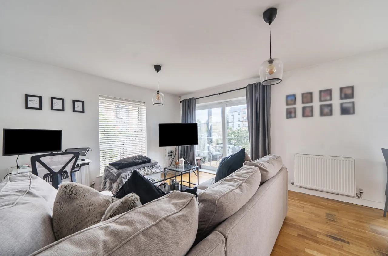 Kennett Lane, Chertsey, KT16, photo 7