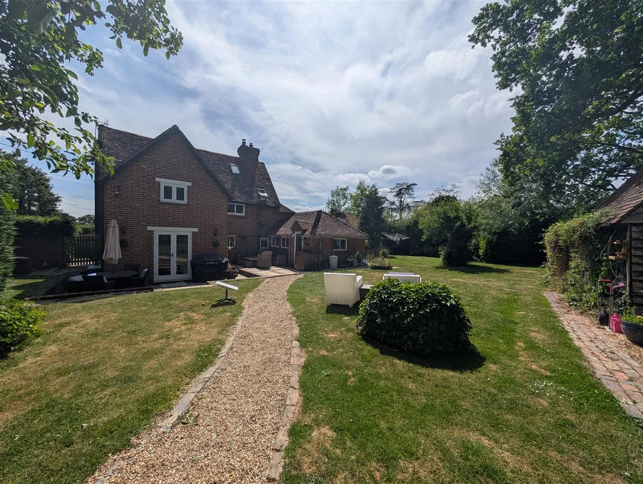 Tonbridge Road, Bough Beech, photo 16