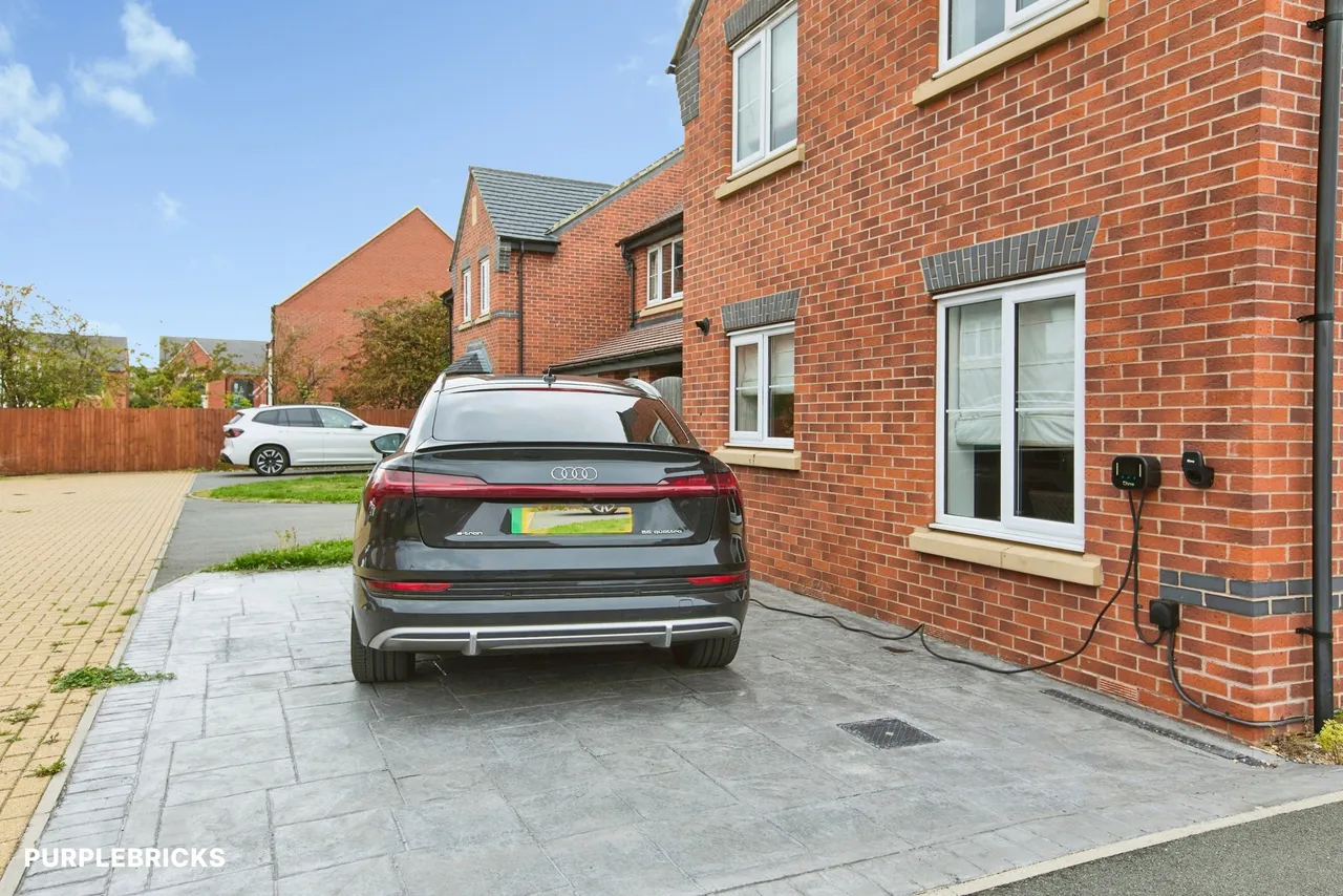 Stafford Drive, Littleover, DE23, photo 21