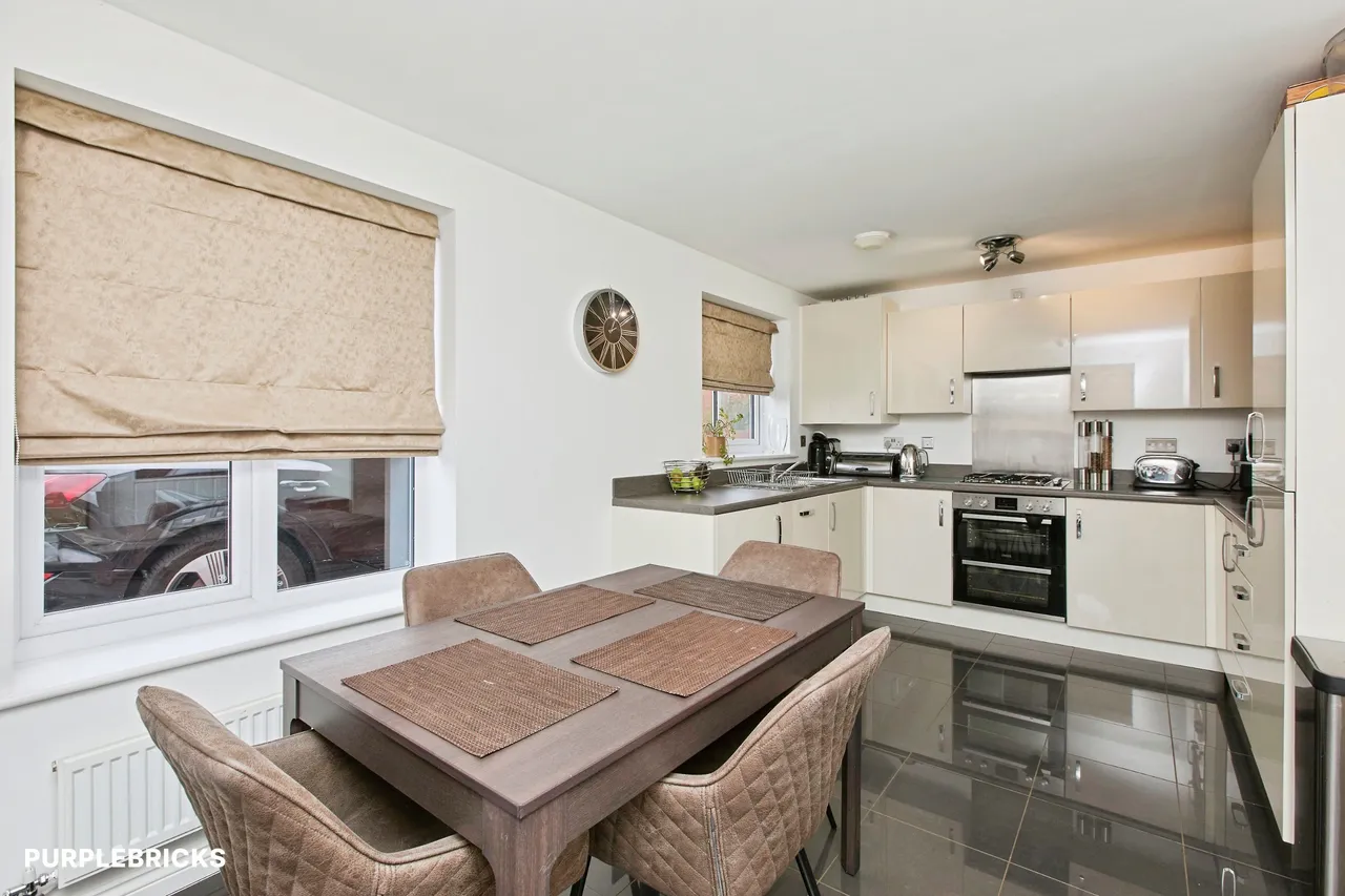 Stafford Drive, Littleover, DE23, photo 2